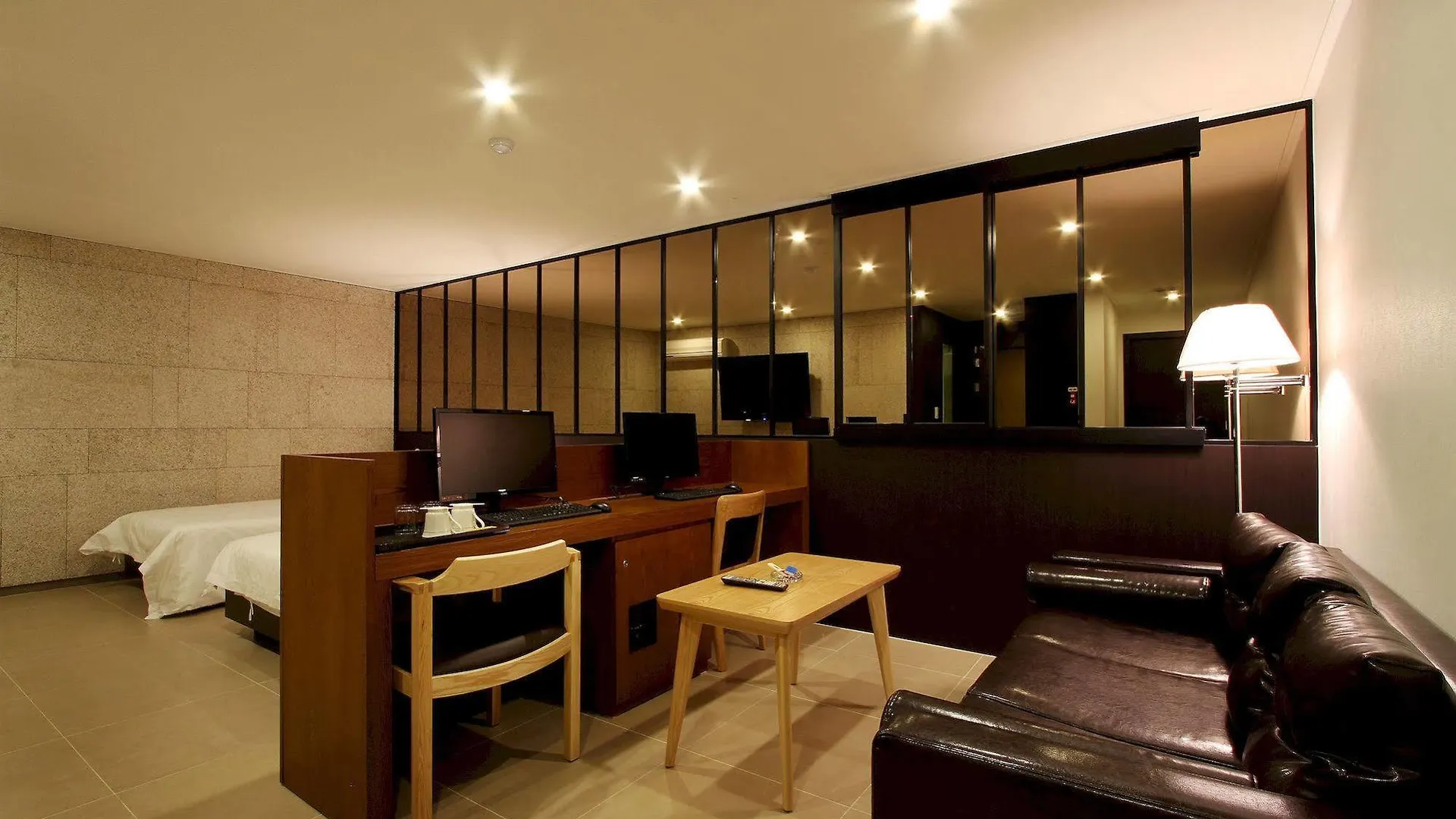 Bando Tourist Hotel Incheon 3*,  Korsel