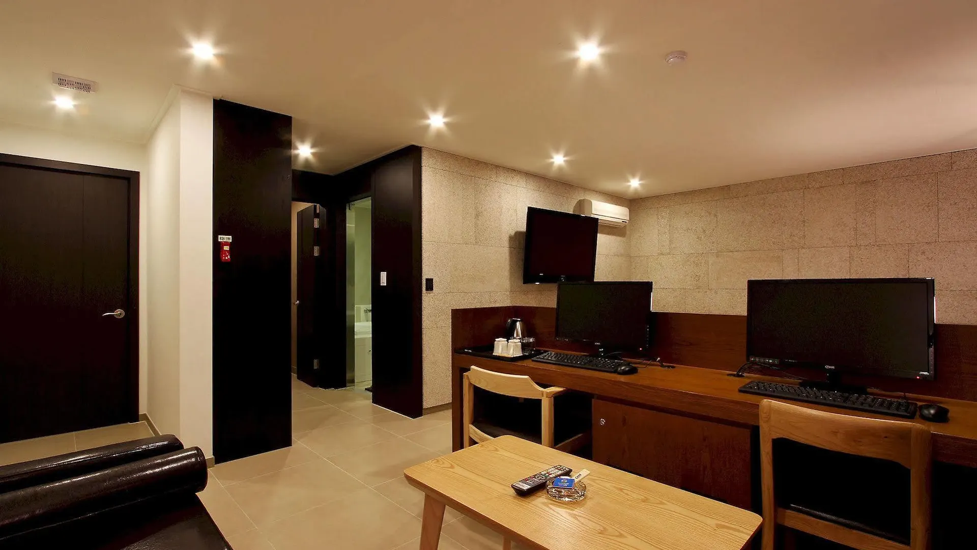 Bando Tourist Hotel Incheon