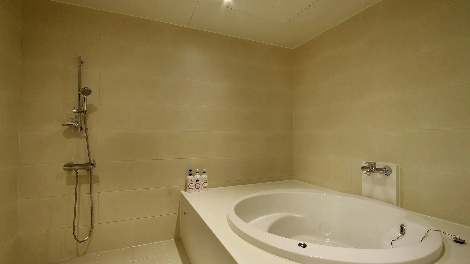 *** Motel Bando Tourist Hotel Incheon South Korea