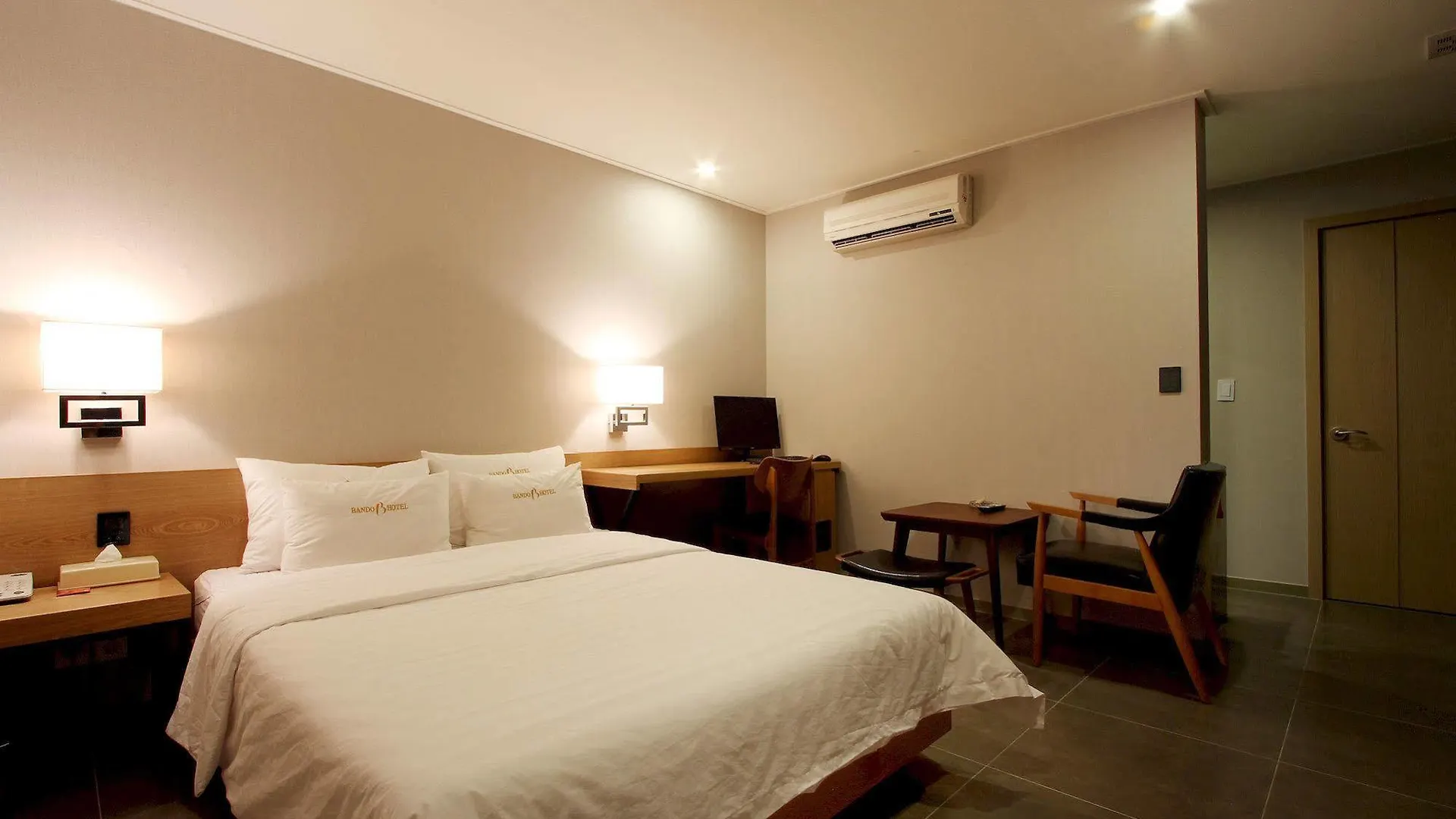Bando Tourist Hotel Incheon 3*,
