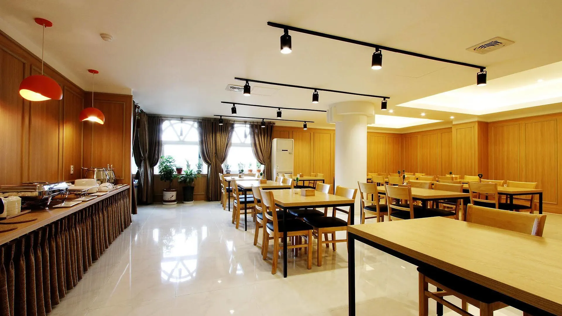 Bando Tourist Hotel Incheon 3*,